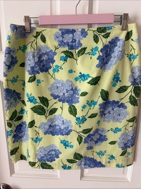 Vintage Talbots 100% cotton Hydrangea Floral Pencil Skirt Made in USA Size 16